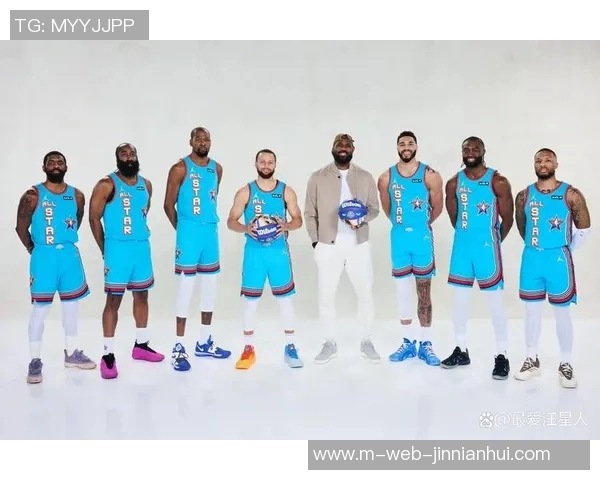 NBA篮球明星合照视频精彩瞬间回顾与幕后花絮分享 NBA篮球明星合照视频精彩瞬间回顾与幕后花絮分享